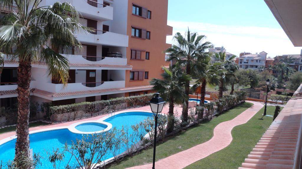 He La Entrada Punta Prima Hotell Torrevieja Eksteriør bilde