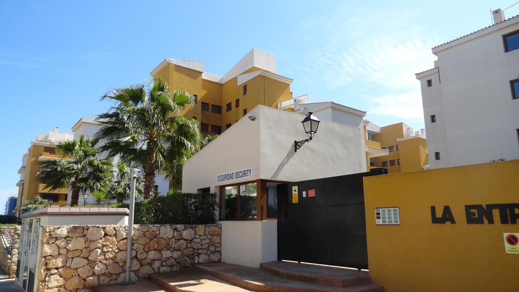 He La Entrada Punta Prima Hotell Torrevieja Eksteriør bilde