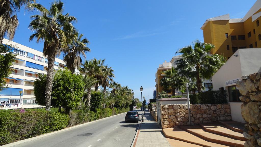 He La Entrada Punta Prima Hotell Torrevieja Eksteriør bilde